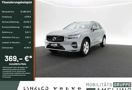 Używany Volvo XC60 Core 197 KM (144 kW) 2024 Szary SUV