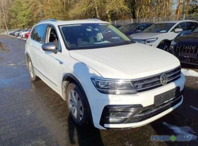 Gebraucht VW Tiguan Allspace Highline 190 PS (139 kW) 2019 Pure white SUV