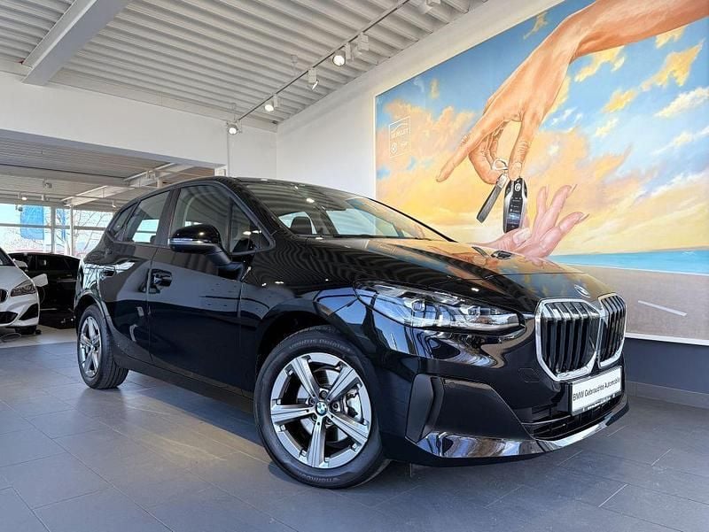 Gebraucht BMW 218 Active Tourer 136 PS (100 kW) 2024 Schwarz ii Van / Kleinbus