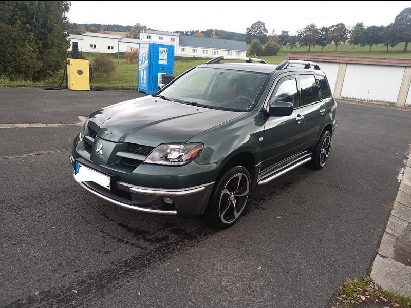 Grün Gebraucht 2003 Mitsubishi Outlander SUV | 3.250 € (Guter Preis) - Bild 1/4
