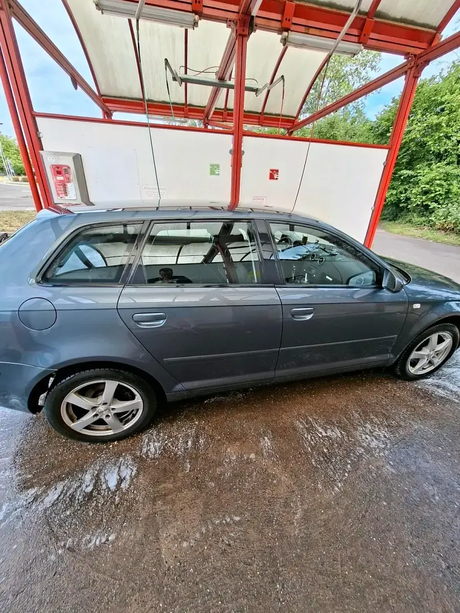 Gebraucht Audi A3 Design 140 PS (102 kW) 2007 Silber Kleinwagen