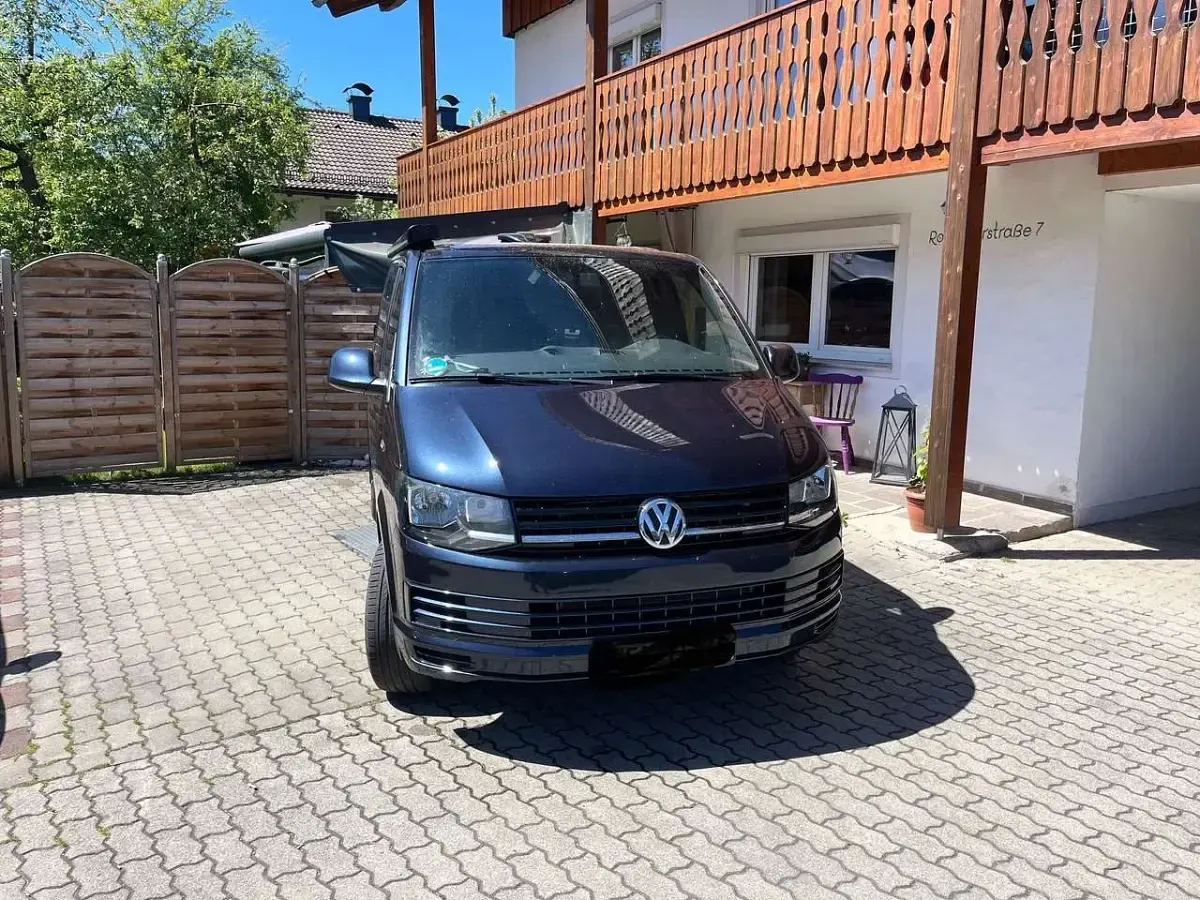 Gebraucht VW Transporter 150 PS (110 kW) 2017 Blau Van