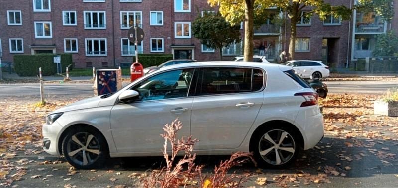 Gebraucht Peugeot 308 150 PS (110 kW) 2017 Weiß Coupé