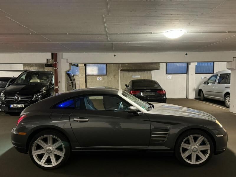 Grau Gebraucht 2004 Chrysler Crossfire Coupé | 3.900 € (Fairer Preis) - Bild 1/4