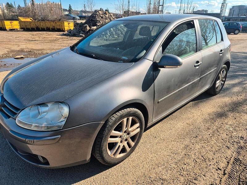 Gebraucht VW Golf V 140 PS (102 kW) 2007 Grau Limousine