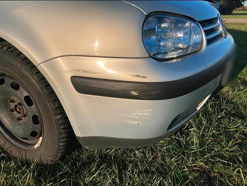 Gebraucht VW Golf IV 75 PS (55 kW) 1998 Silber Kleinwagen