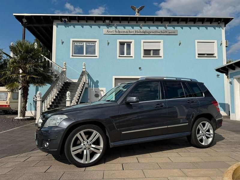 Tenoritgrau Gebraucht 2009 Mercedes GLK350 SUV | 11.999 € (Fairer Preis) - Bild 1/4