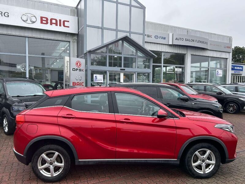 Gebraucht DFSK Fengon 106 PS (77 kW) 2023 Rot SUV