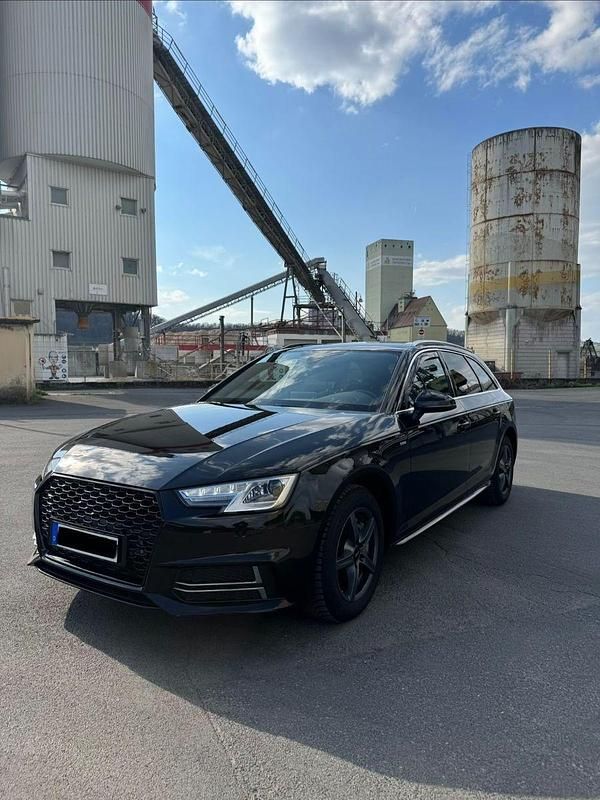 Usata Audi A4 Design 190 CV (139 kW) 2017 Nero Station wagon