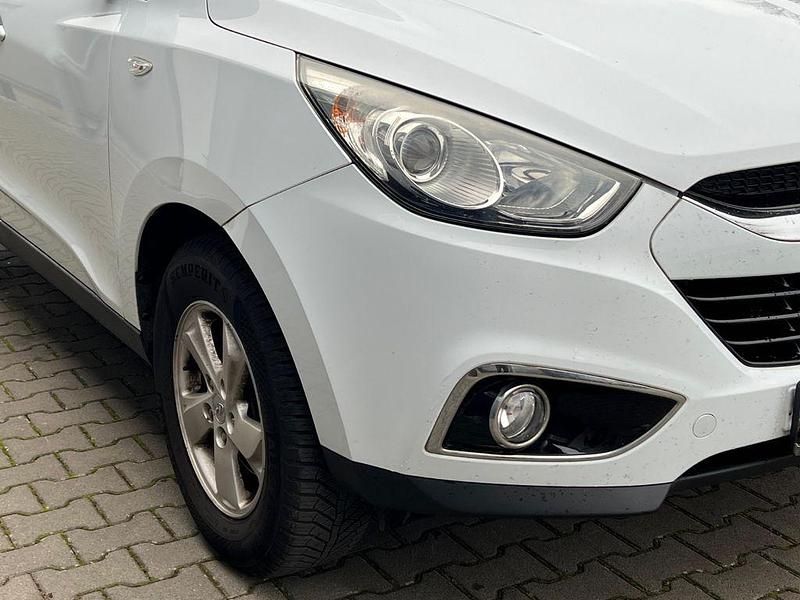 Gebraucht Hyundai ix35 Comfort 163 PS (119 kW) 2010 Weiß SUV