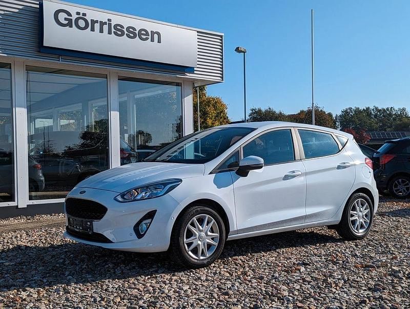 Weiß Gebraucht 2019 Ford Fiesta Cool & Connect Kleinwagen | 9.390 € (Fairer Preis) - Bild 1/4