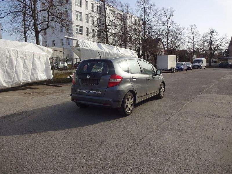 Gebraucht Honda Jazz 90 PS (66 kW) 2011 Grau Kleinwagen