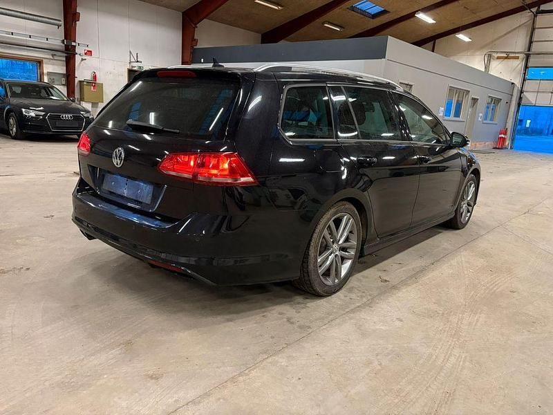 Gebraucht VW Golf VII R-line 150 PS (110 kW) 2016 Schwarz Limousine