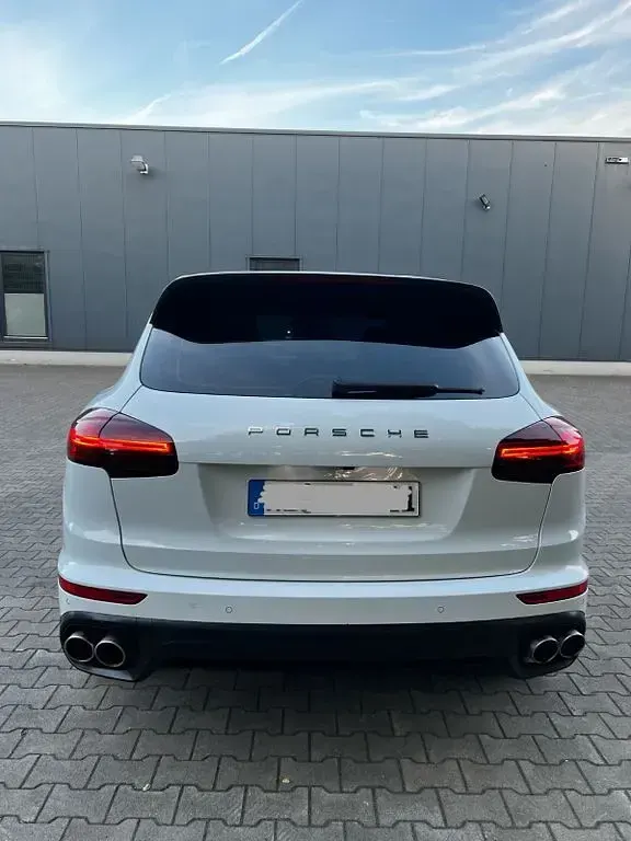 Gebraucht Porsche Cayenne S 385 PS (283 kW) 2016 Weiß SUV