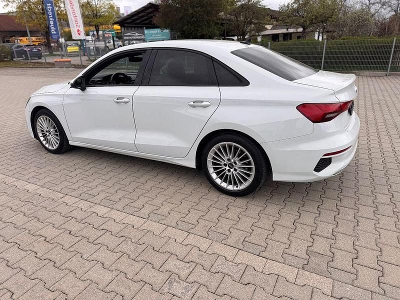 Gebraucht Audi A3 Advanced 116 PS (85 kW) 2022 Weiß Limousine