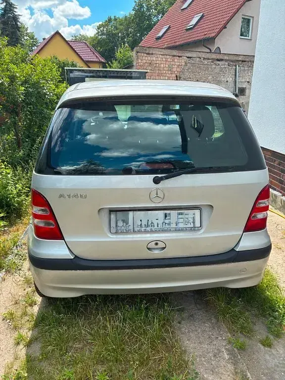 Gebraucht Mercedes A140 Classic 82 PS (60 kW) 2003 Silber Limousine