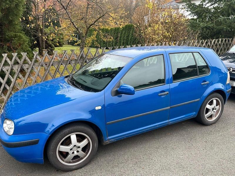 Gebraucht VW Golf IV Basis 75 PS (55 kW) 2001 Blau Limousine