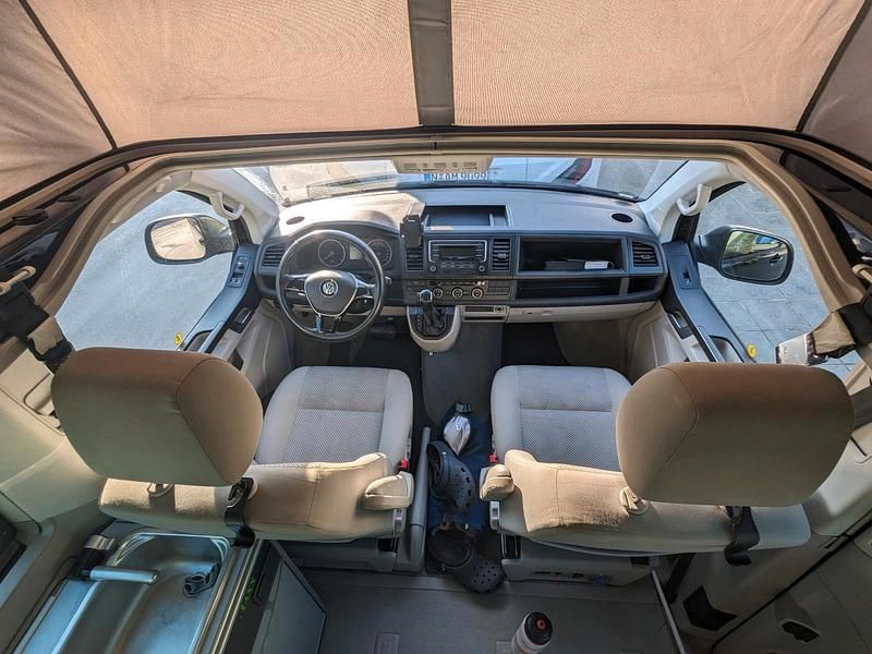 Gebraucht VW California Beach 150 PS (110 kW) 2017 Schwarz Van