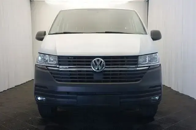 Gebraucht VW T6.1 150 PS (110 kW) 2021 Silber Van