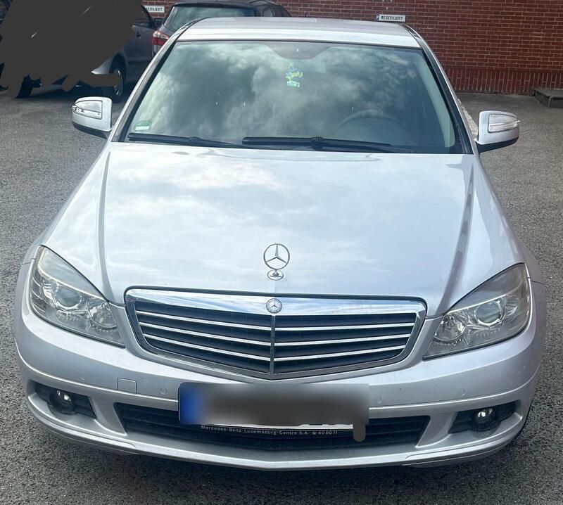 Silber Gebraucht 2007 Mercedes C220 Limousine | 5.500 € (Fairer Preis) - Bild 1/4
