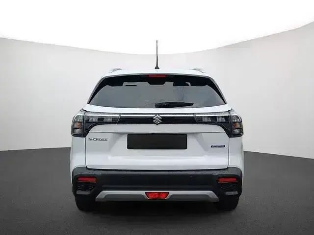 Gebraucht Suzuki SX4 S-Cross Comfort 110 PS (80 kW) 2025 Cool white pearl met SUV
