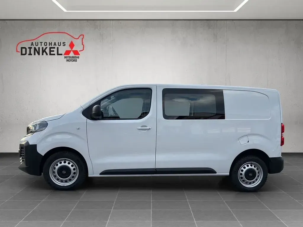 Gebraucht Opel Vivaro-e Combi Edition 144 PS (105 kW) 2024 Weiß Van / Kleinbus