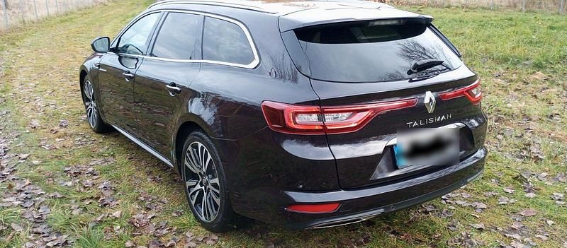 Gebraucht Renault Talisman Initiale Paris 160 PS (117 kW) 2017 Schwarz Kombi