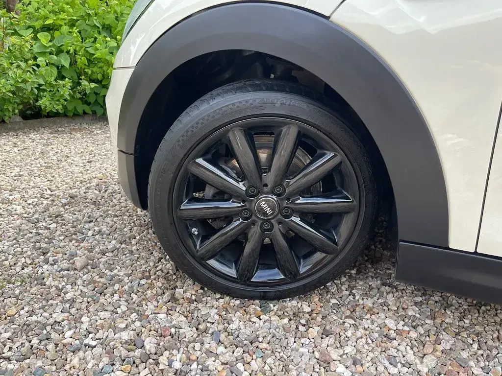 Gebraucht Mini Cooper 136 PS (100 kW) 2014 Weiß Kleinwagen