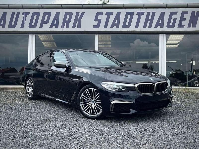 Carbonschwarz metallic Gebraucht 2018 BMW 550 Limousine | 38.490 € (Teuer) - Bild 1/4