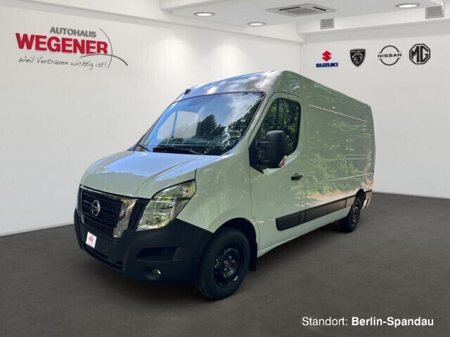 Mineral white (s) Gebraucht 2024 Nissan Interstar N-Connecta Van | 34.790 € (Etwas zu teuer) - Bild 1/4
