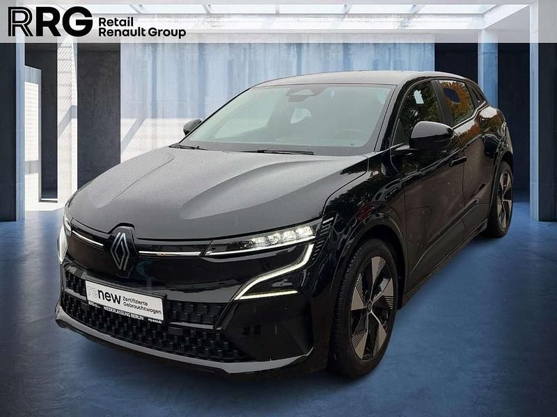 Schwarz Gebraucht 2022 Renault Mégane Equilibre Limousine | 23.490 € (Teuer) - Bild 1/3