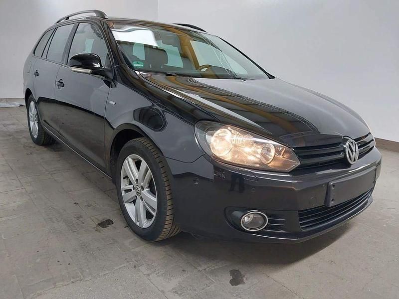 Gebraucht VW Golf VI Match 105 PS (77 kW) 2013 Schwarz Kleinwagen