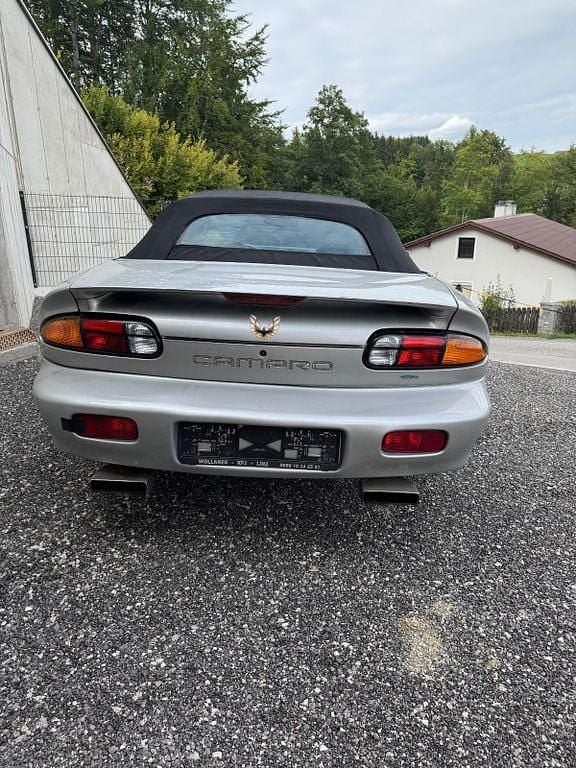 Gebraucht Chevrolet Camaro 193 PS (141 kW) 1998 Silber Cabrio