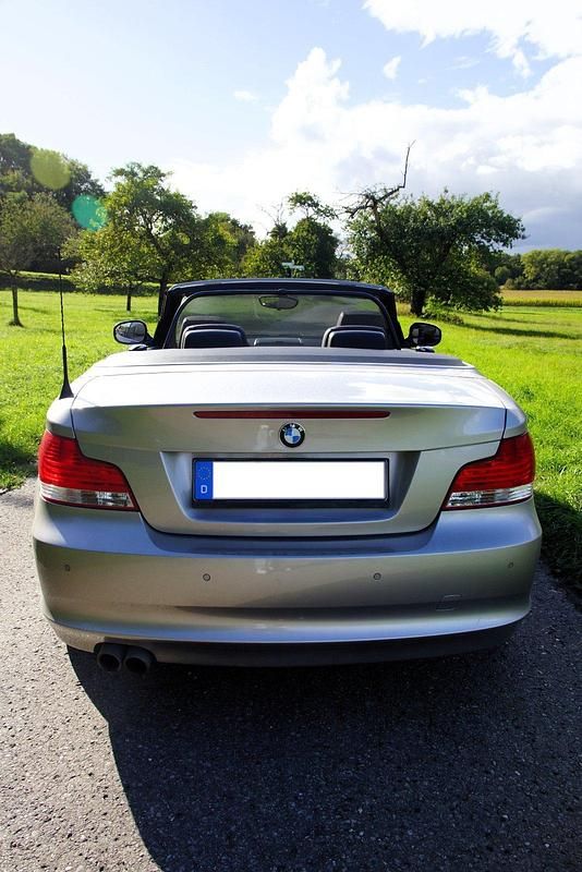 Gebraucht BMW 125 Cabriolet 218 PS (160 kW) 2010 Silber Cabrio