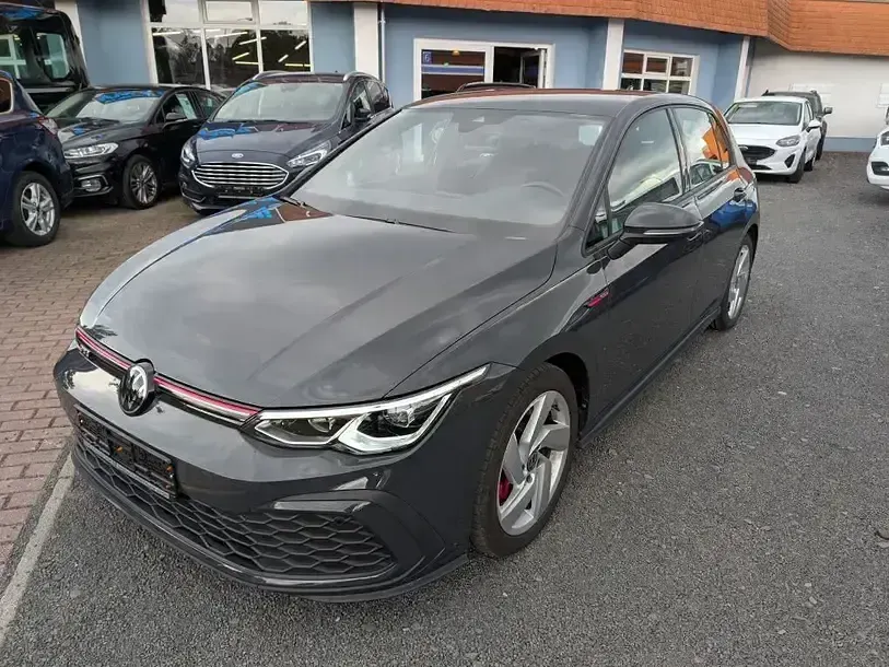 Gebraucht VW Golf VIII GTI 245 PS (180 kW) 2024 Uranograu Limousine