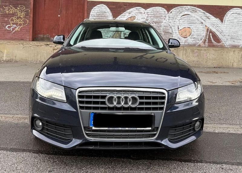 Gebraucht Audi A4 143 PS (105 kW) 2009 Blau Limousine