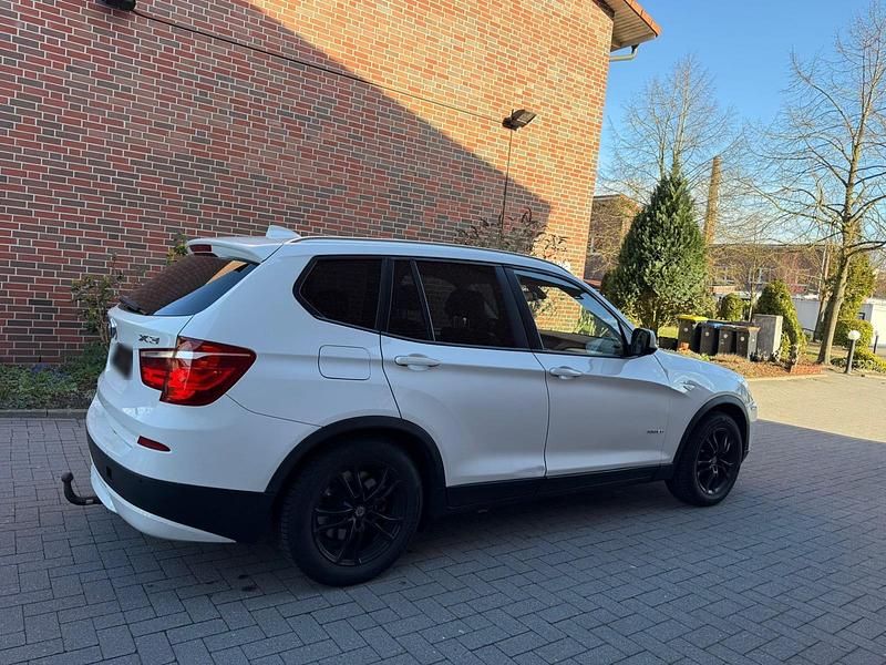 Gebraucht BMW X3 184 PS (135 kW) 2011 Weiß SUV