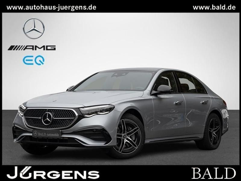 Silber metalliclack hightechsilber Gebraucht 2024 Mercedes E300 AMG Limousine | 71.330 € - Bild 1/4