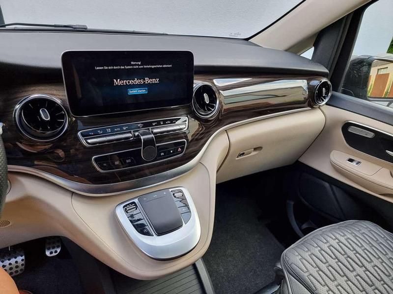 Gebraucht Mercedes 300 Marco Polo 237 PS (174 kW) 2023 Grau Kombi