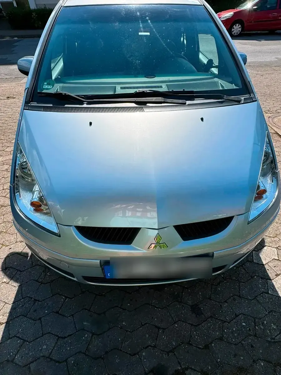 Gebraucht Mitsubishi Colt 90 PS (66 kW) 2005 Silber Kleinwagen