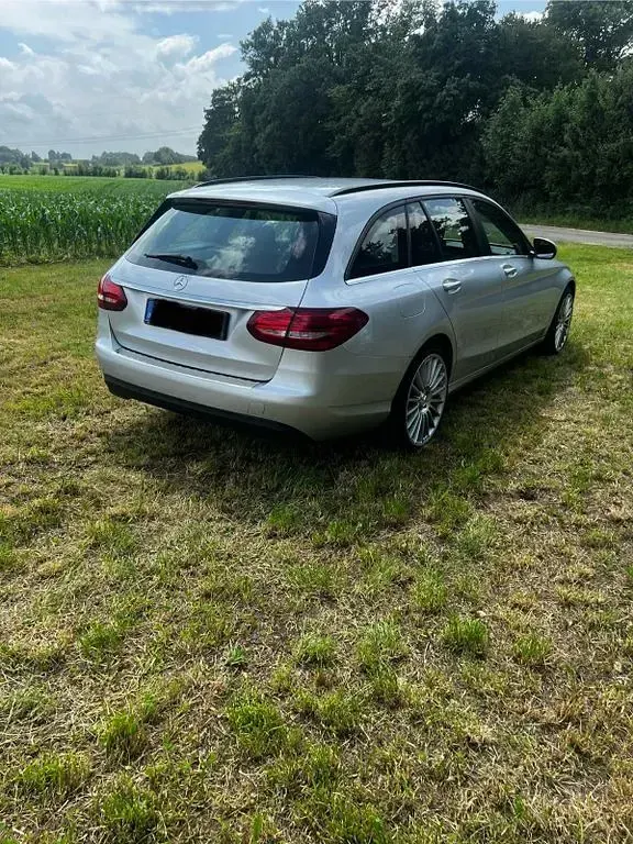 Gebraucht Mercedes C200 136 PS (100 kW) 2017 Silber Limousine