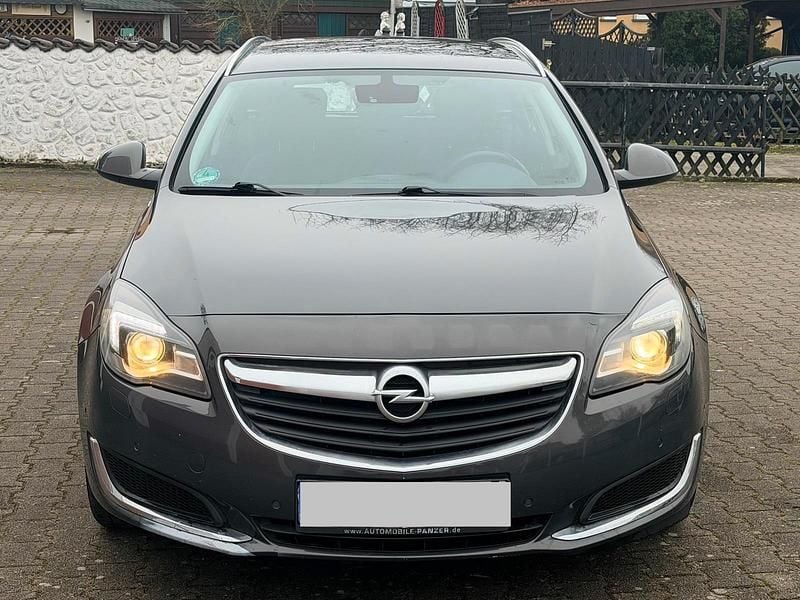 Grau Gebraucht 2016 Opel Insignia Kombi | 2.999 € (Superpreis) - Bild 1/4