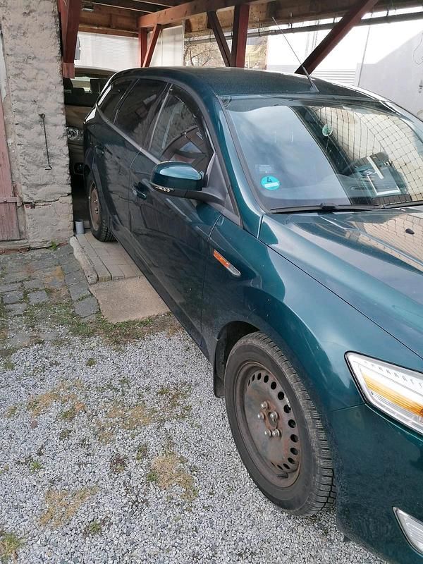 Gebraucht Ford Mondeo Titanium 160 PS (117 kW) 2009 Grün Kombi