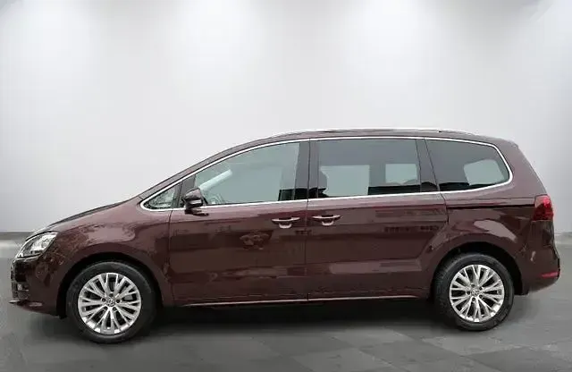 Gebraucht VW Sharan Beach 184 PS (135 kW) 2015 Rot Van / Kleinbus