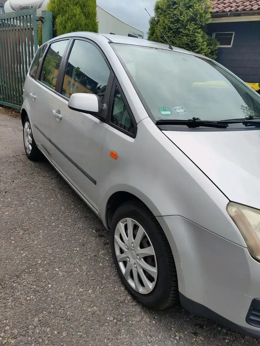 Gebraucht Ford Focus 125 PS (91 kW) 2004 Grau Kleinwagen