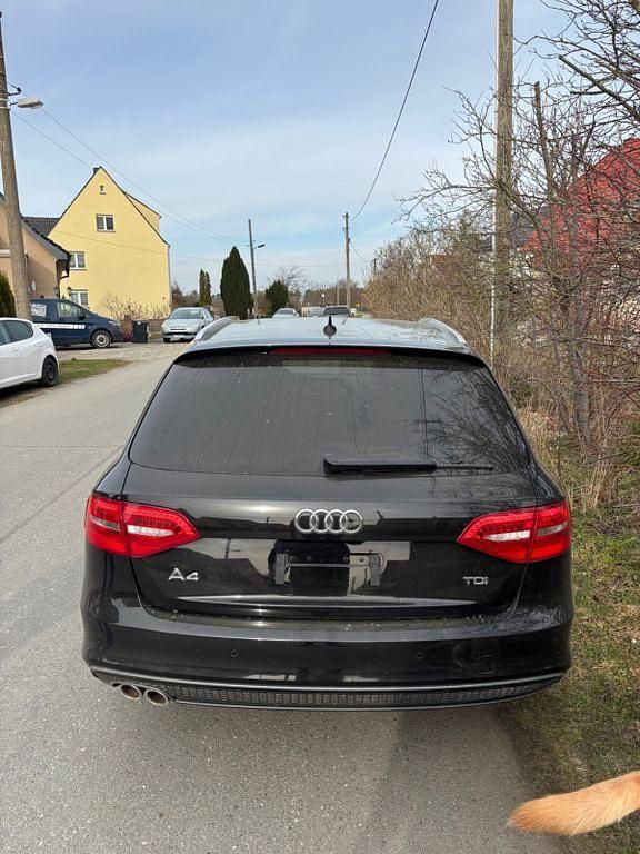 Gebraucht Audi A4 Ambition 150 PS (110 kW) 2015 Schwarz Kombi