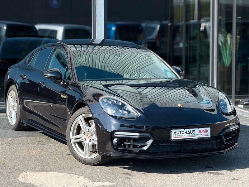 Gebraucht Porsche Panamera 330 PS (242 kW) 2019 Schwarz Kleinwagen