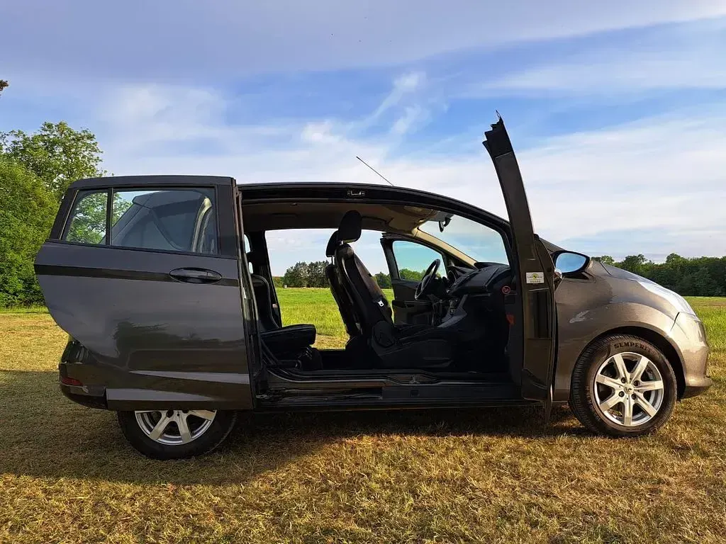 Gebraucht Ford B-MAX Colourline 101 PS (74 kW) 2017 Grau Van / Kleinbus