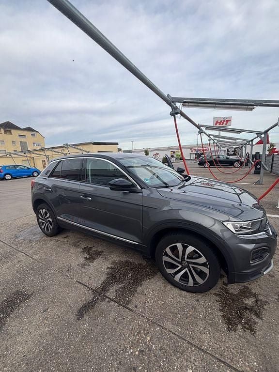 Gebraucht VW T-Roc Style 150 PS (110 kW) 2021 Grau SUV