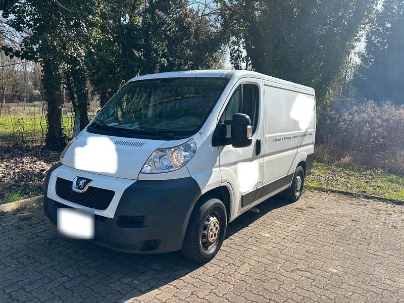 Gebraucht Peugeot Boxer 120 PS (88 kW) 2011 Weiß Van